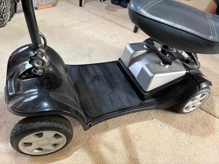 Mobility scooter