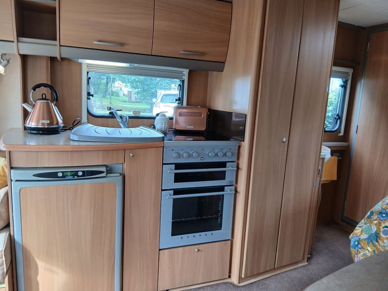 Touring caravan 