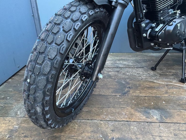 BIKE OF THE WEEK - Bluroc Legend 125cc Scrambler Motorcycle Mutt Bullit 125 