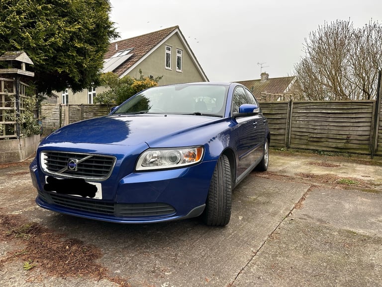 Cheap Volvo, S40, Saloon, 2008, Manual, 1596 (cc),4 doors for sale in Gloucestershire