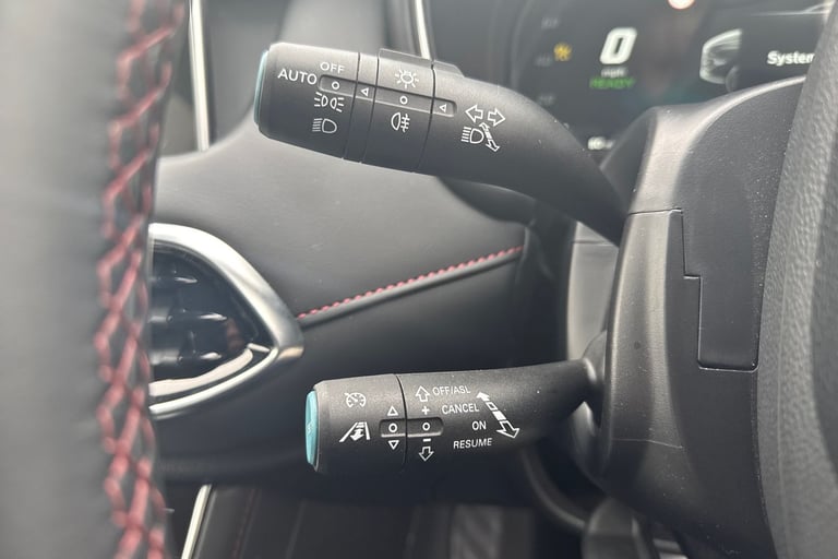 2024 MG MG HS 103407 Hatchback Automatic