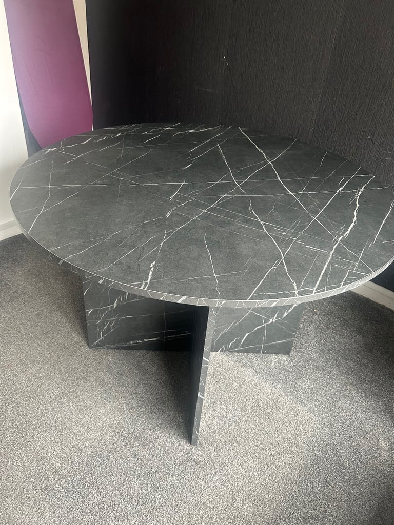 image for Dining room table