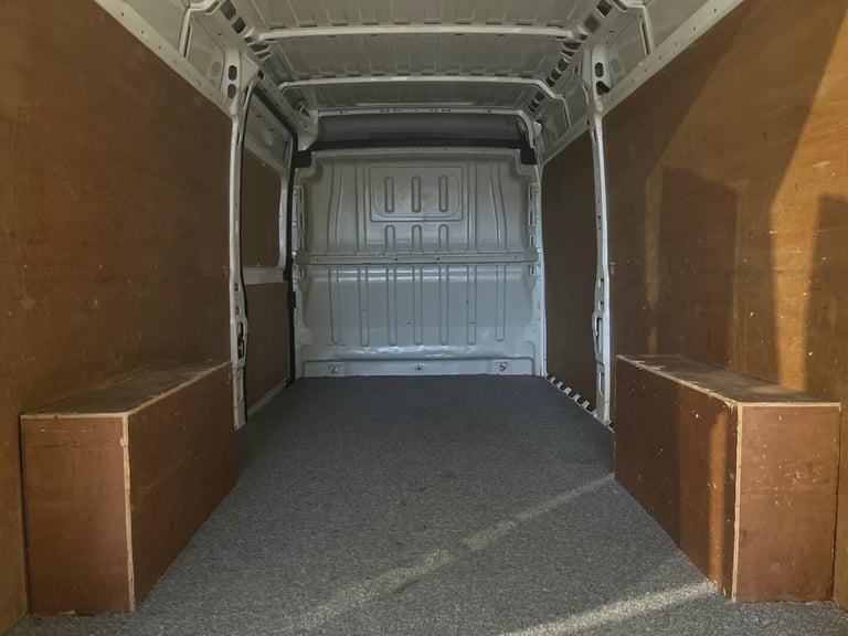 2018 Peugeot Boxer 2.0 BlueHDi 335 Professional L3 H2 Euro 6 5dr PANEL VAN Diesel Manual