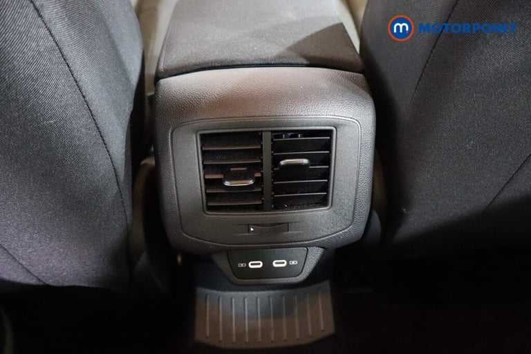 2022 Volkswagen T-Roc 1.5 TSI Life 5dr DSG SUV Petrol Automatic