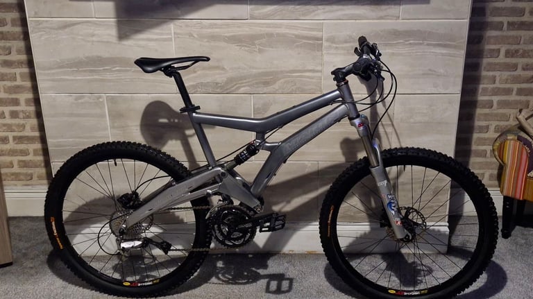 image for MARIN FULL SUSPENSION FOX/FRONT/BACK SHOXSRAND NEW SHIMANO XT FLUID BRAKES SIZE MEDIUM VGC £200