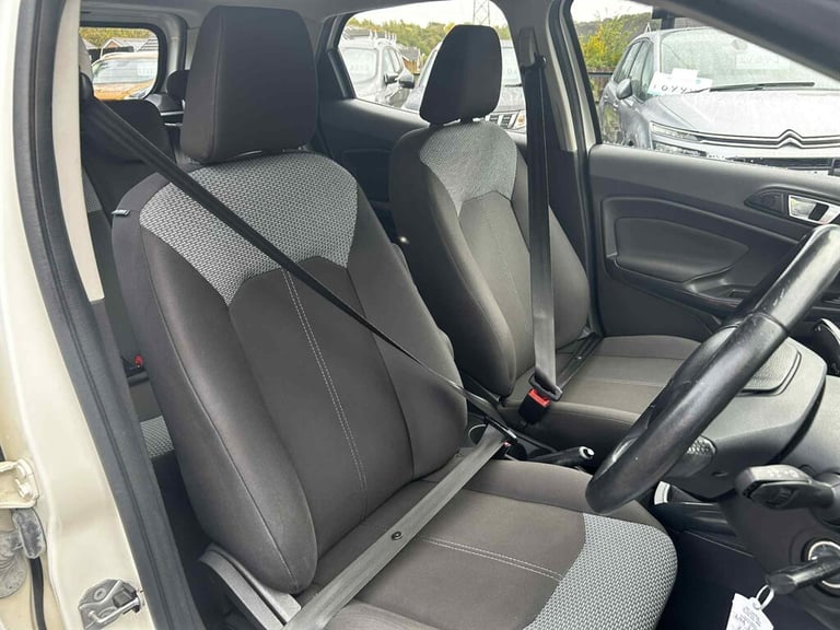 2015 Ford Ecosport 1.5 Zetec SUV 5dr Petrol Manual 2WD Euro 5 (112 ps) SUV Petrol Manual