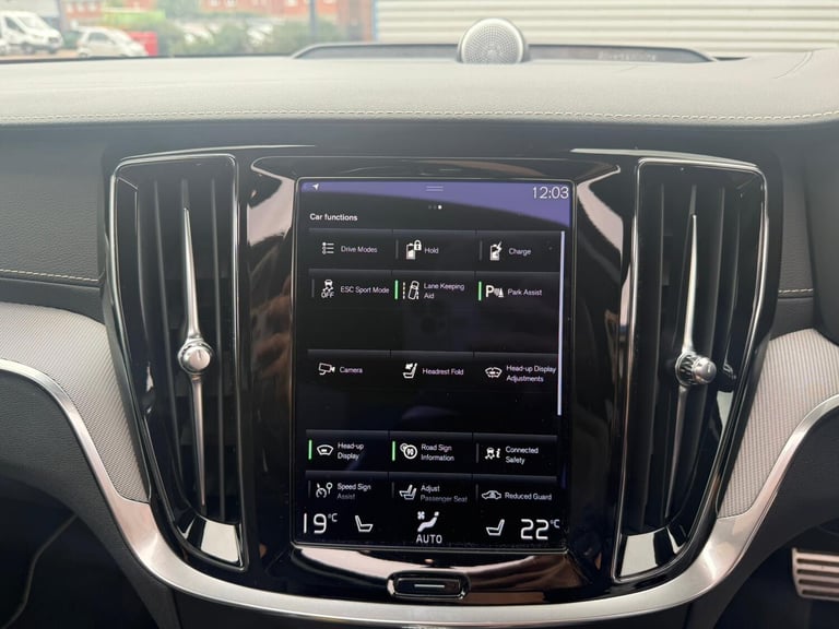 2022 Volvo S60 2.0 T8 RC PHEV [455] Polestar Engine 4dr AWD Auto SALOON Petrol Parallel Phev Auto...