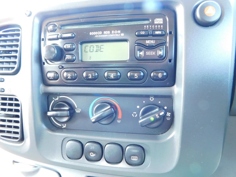 Auto-Sleeper Duetto Luxury 2 Berth Campervan in Silver with Air Con for sale