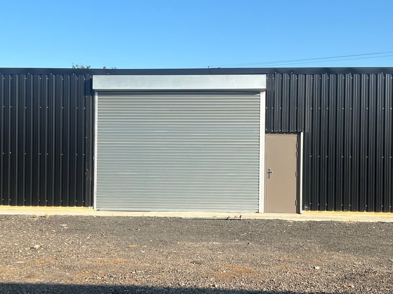 image for Commercial Unit - Workshop - Storage TO LET close to M11 and M25 London