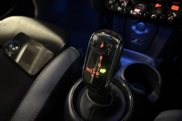 2022 MINI Hatch 1.5 Cooper Sport 5dr Auto HATCHBACK PETROL Automatic