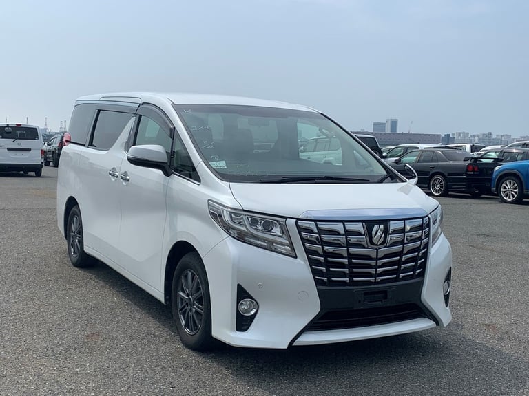2015 Toyota Alphard 2.5 PETROL AUTOMATIC 2015 NEXT GENERATION NEW SHAPE AIR CON