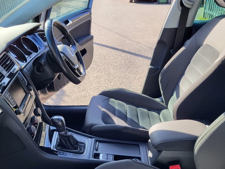2016 Volkswagen Golf 1.6 TDI 110 GT Edition 5dr DSG PAN ROOF TOP SPEC HATCHBACK Diesel Automatic