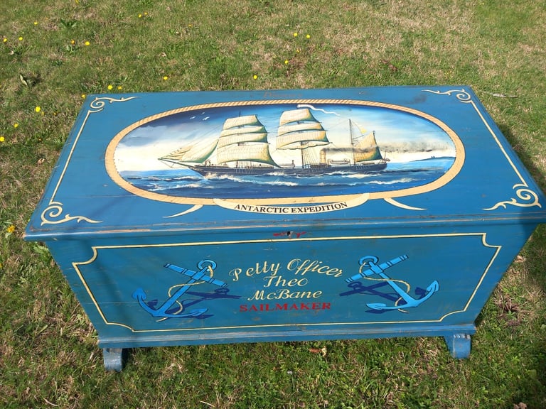 ANTIQUE PAINTED PINE BLANKET BOX. DISCOVERY, ANTARCTIC.