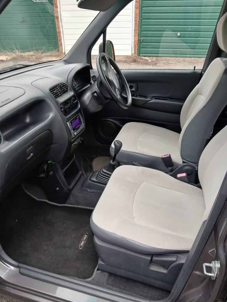 2010 perodua  kenari mpv  995