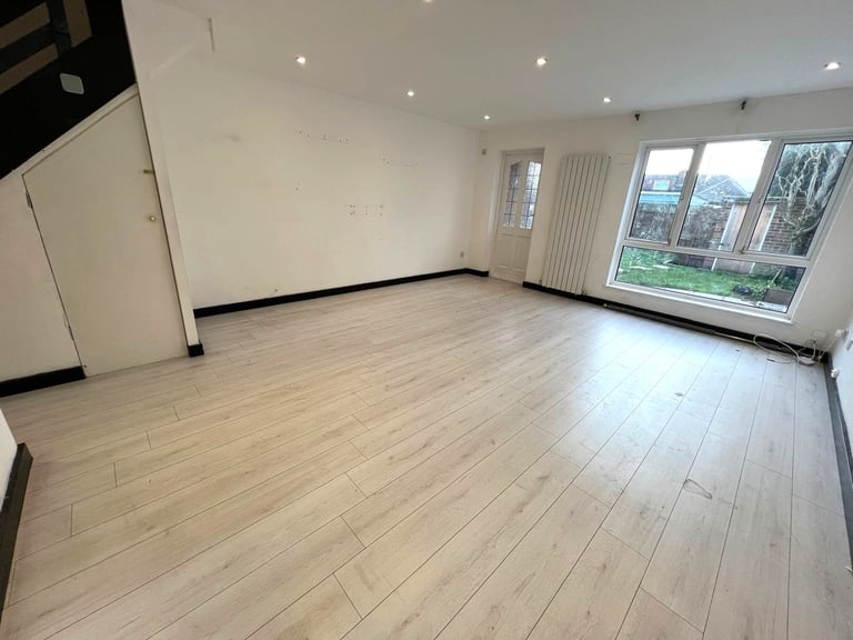 Prime Location 3 Bedrooms House with 2 Toilets and a Bath Room close to Newbury Park Station