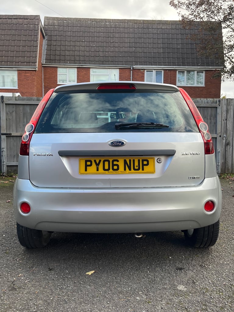 Ford, FIESTA, Zetec,Hatchback, 2006, Manual, 1399 (cc), 5 doors