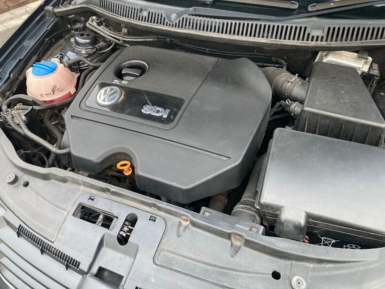 Volkswagen, POLO, Hatchback, 2004, Manual, 1896 (cc), 5 doors