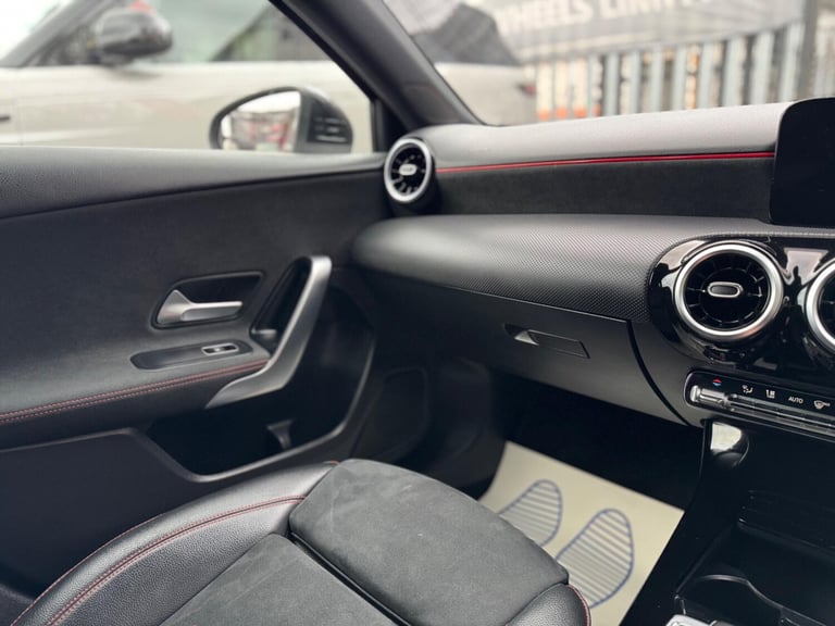 2019 Mercedes-Benz A-Class A200 AMG Line 5dr Auto HATCHBACK PETROL Automatic