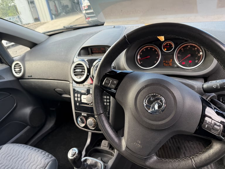 2013 Vauxhall Corsa 1.4 SE 5 Door 145,000 Miles MOT'd August £1395