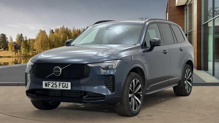 2025 Volvo XC90 Plus, T8 AWD Plug-in hybrid, Electric/Petrol, Dark, 7 Seats ESTATE Petrol/Electri...