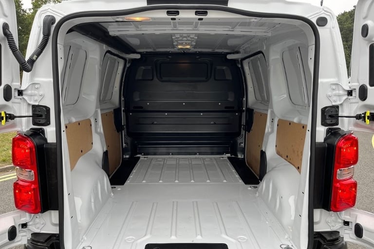  Peugeot Expert 2.0 Bluehdi Professional Standard Panel Van 6dr Diesel Manual