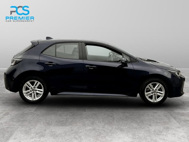  Toyota Corolla VVT-h Icon Tech Hatchback HYBRID Automatic
