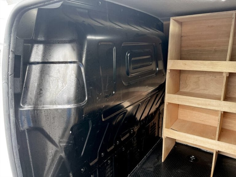  Maxus eDeliver 3 Panel Van Electric Automatic