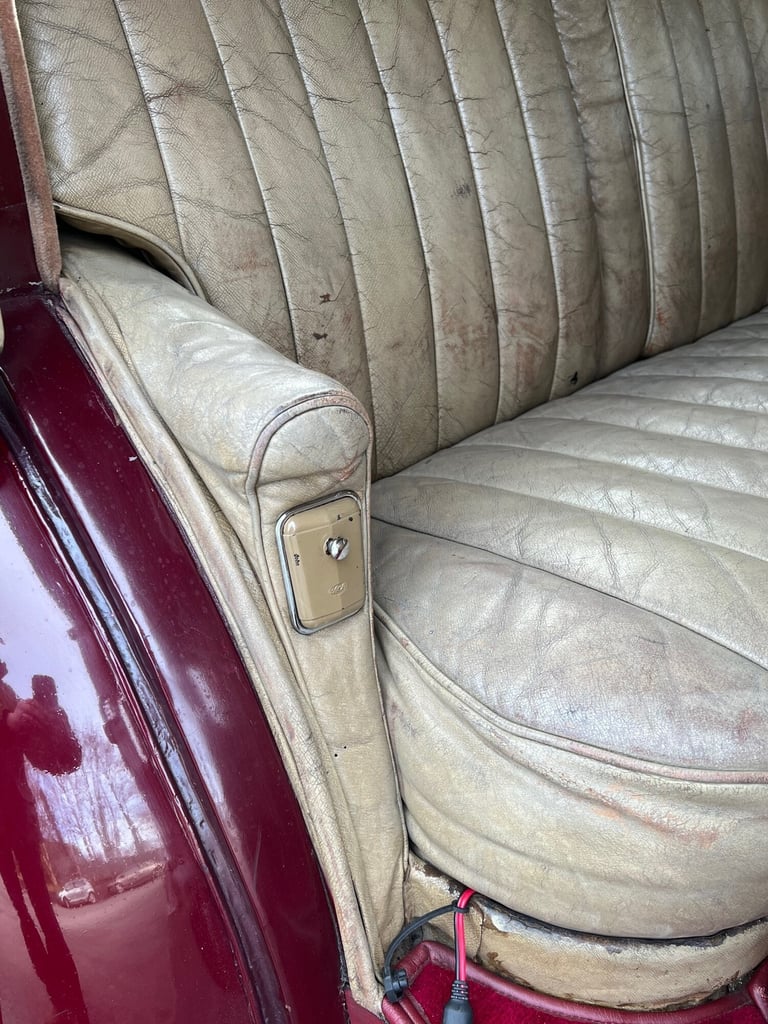 1939 Bentley 4.25 Litre Park Ward Saloon Overdrive B67MX Saloon Petrol Manual