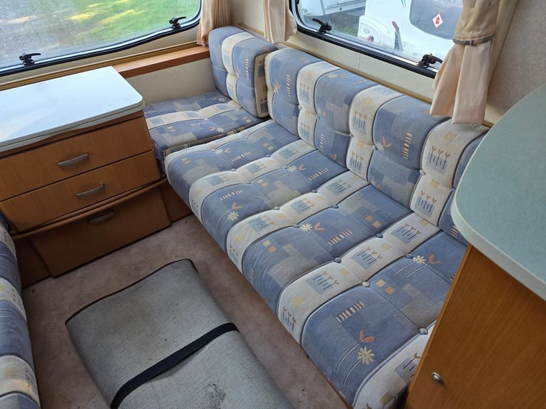 NOW SOLD 2007 Bailey Ranger 550 6 Berth Fixed Rear Bunks Caravan, Motor Mover