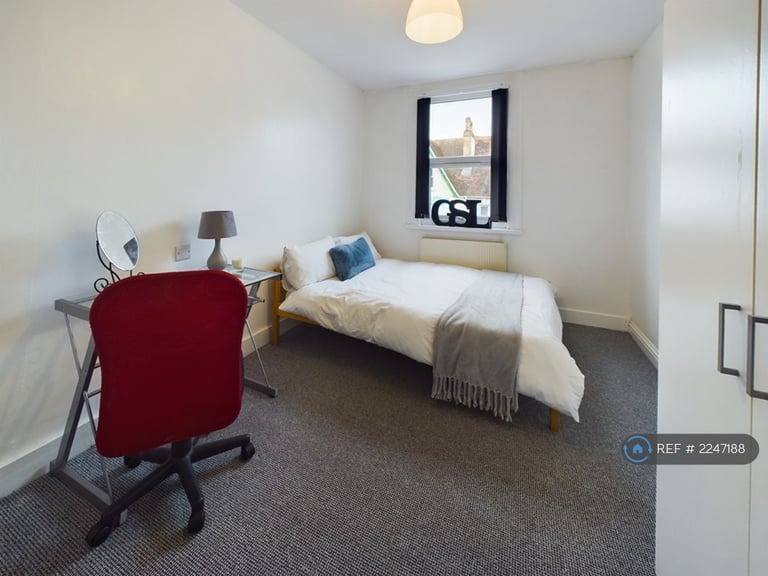 7 bedroom house in Arthur Street, Gloucester, GL1 (7 bed) (#2247188)
