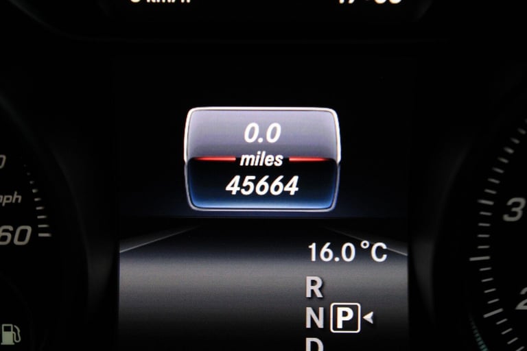 2016 Mercedes-Benz A-Class 1.6 A200 AMG Line (Premium) 7G-DCT Euro 6 (s/s) 5dr HATCHBACK Petrol A...