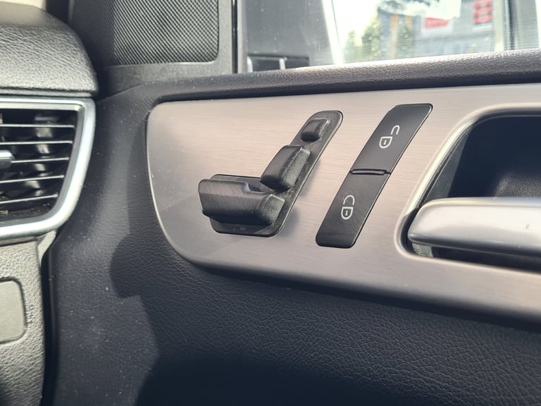 2014 Mercedes-Benz M-Class ML250 CDi BlueTEC AMG Line 5dr Auto F.S.H BY MERC ULEZ FREE ESTATE Die...