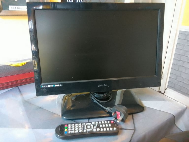 18 INCH TV HD READY