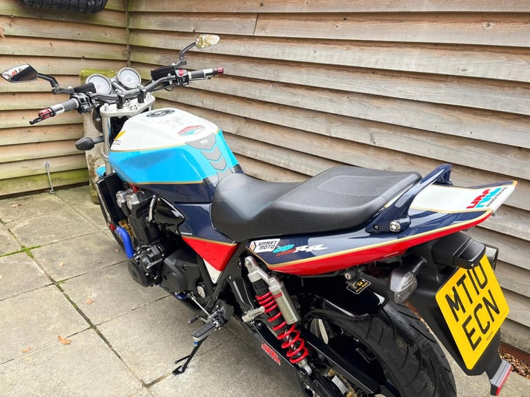 2010 / 10 Honda CB1300 John McGuinness £8500 White 9070 miles.