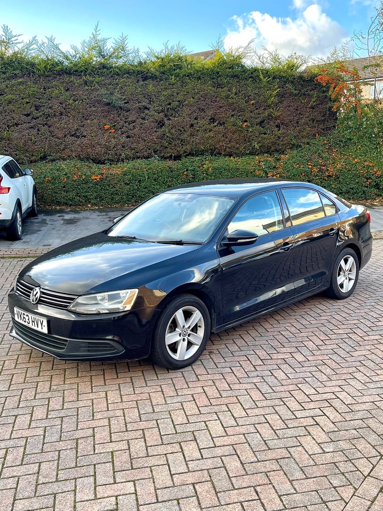AUTOMATIC! 2013 VOLKSWAGEN JETTA 1.6 TDI SE BLUEMOTION TECH AUTO DSG MK6 SALOON BLACK