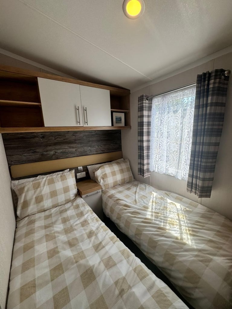 Swift Bordeaux in Devon  - Lodge / Caravan 
