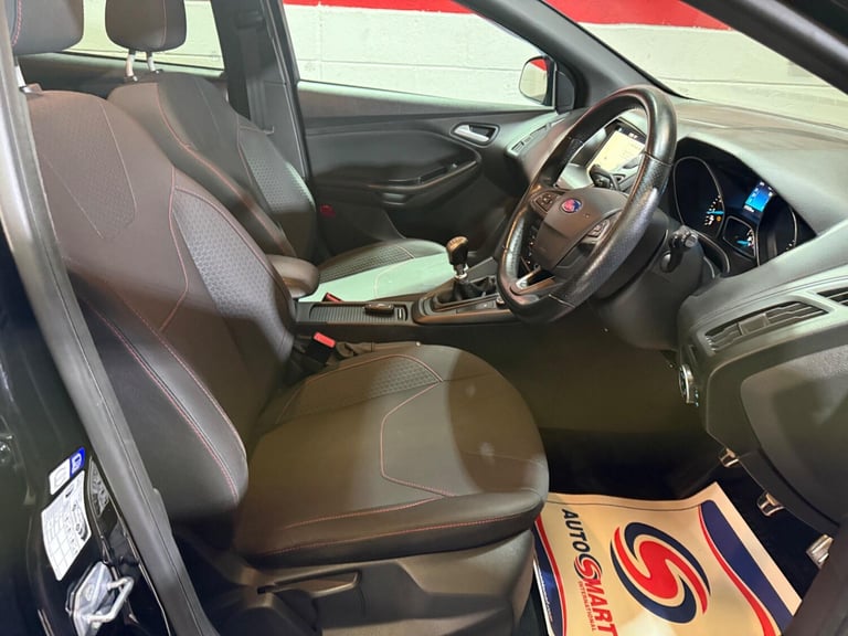 2017 Ford Focus 1.0T EcoBoost ST-Line Euro 6 (s/s) 5dr ESTATE Petrol Manual