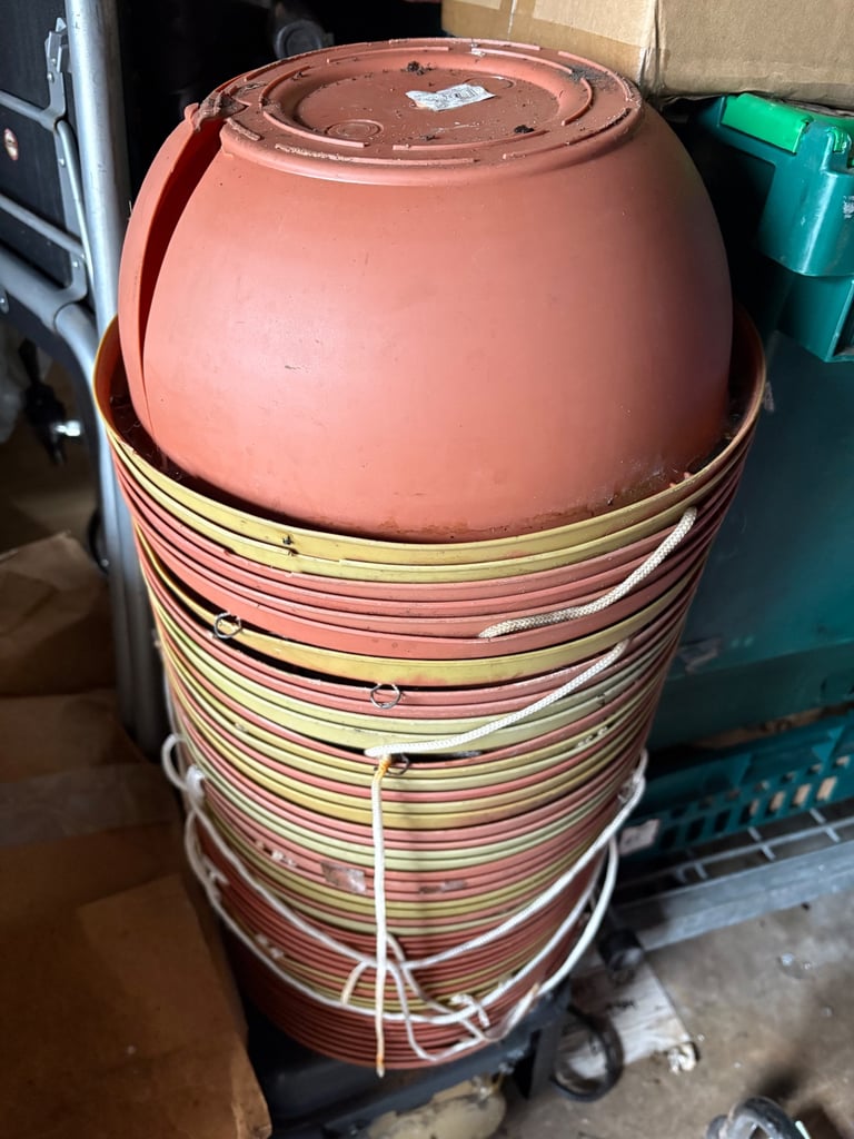 image for Free Pots 