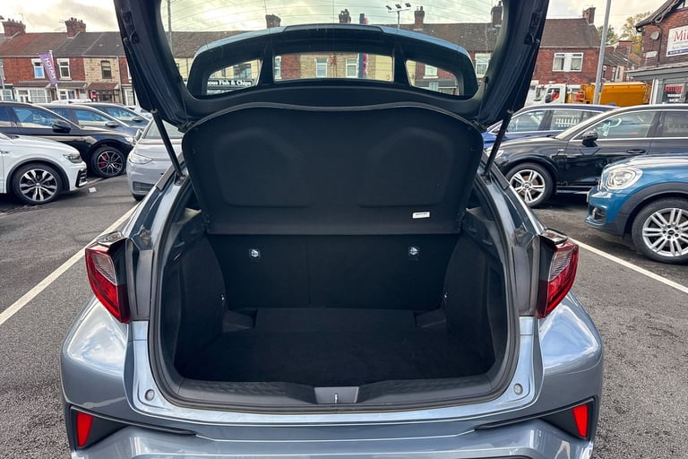 2022 Toyota C-HR 1.8 VVT-h Icon CVT Euro 6 (s/s) 5dr SUV PETROL/ELECTRIC Automatic