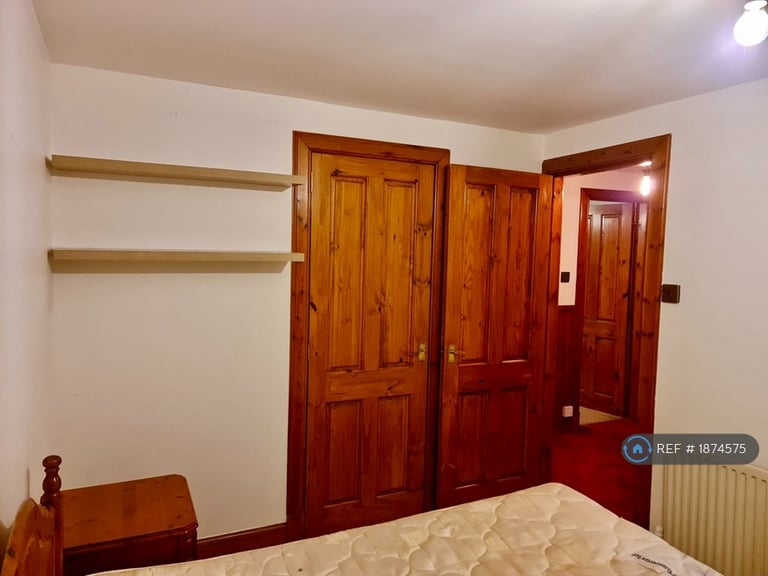 2 bedroom flat in King Street, Dundee, DD1 (2 bed) (#1874575)