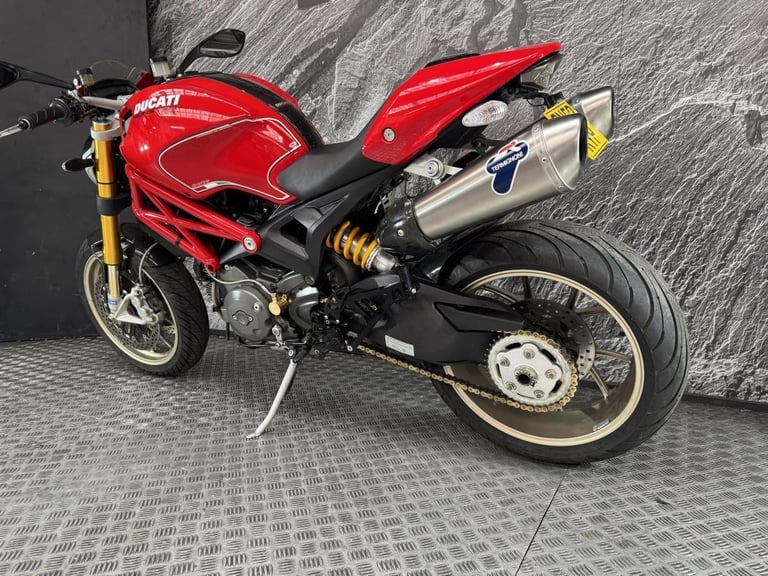 DUCATI MONSTER 1100 S M1100S 2009