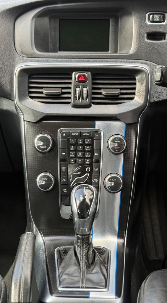 2015 Volvo V40 1.6 D2 R-Design Powershift Euro 5 (s/s) 5dr Diesel