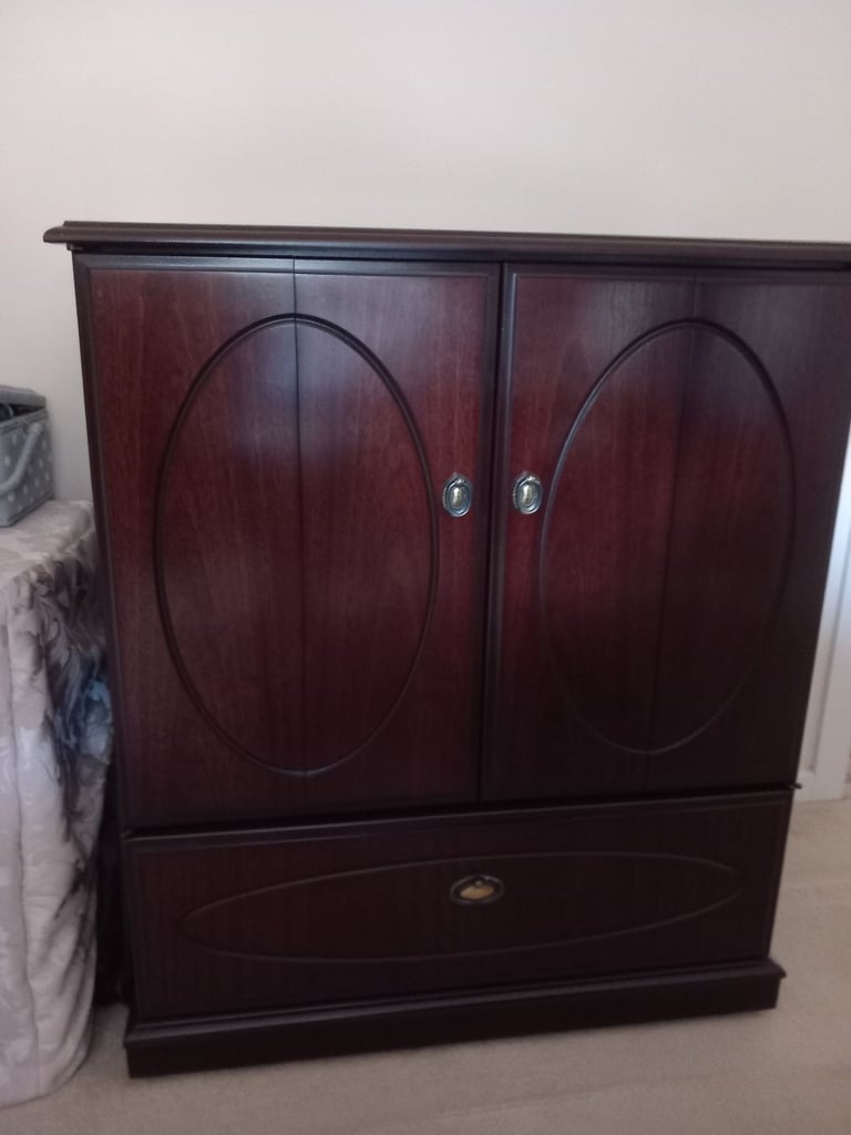 Wooden cabinet