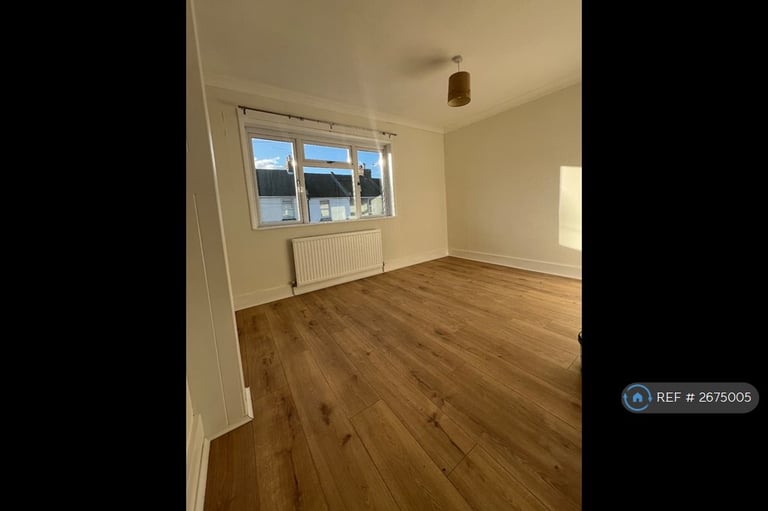 3 bedroom house in Chaucer Road, Gillingham, ME7 (3 bed) (#2675005)