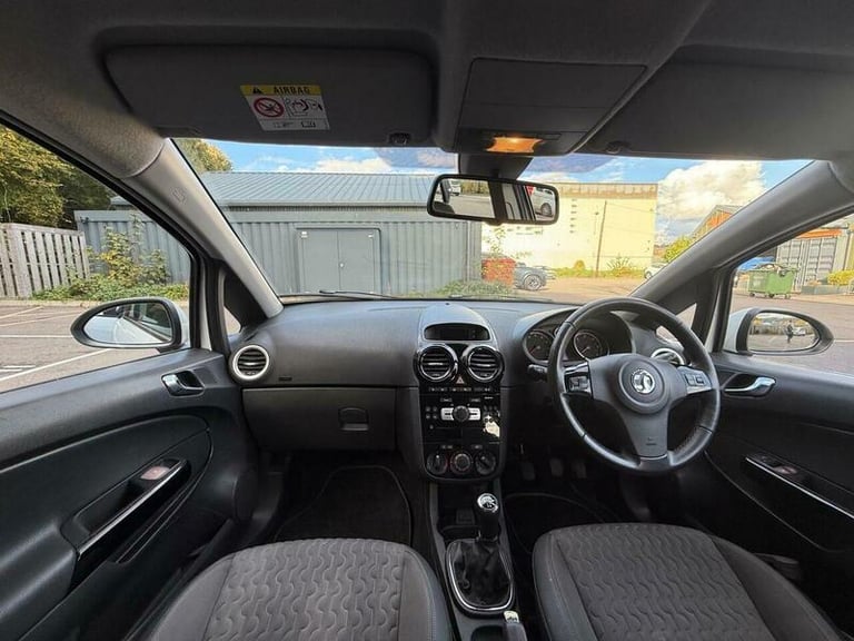 2015 Vauxhall Corsa 1.2 SE 5dr HATCHBACK PETROL Manual