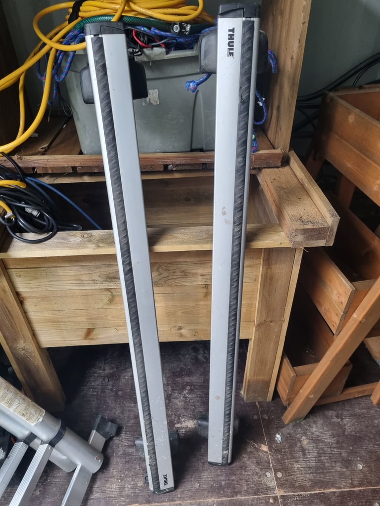 Thule universal roof rack