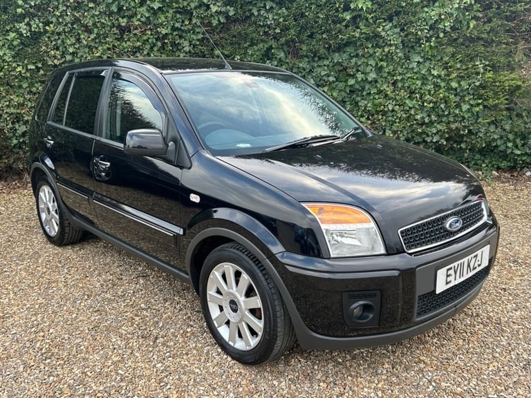 2011 Ford Fusion 1.6 Titanium Hatchback 5dr Petrol Manual (157 g/km, 99 bhp) Hatchback Petrol Manual