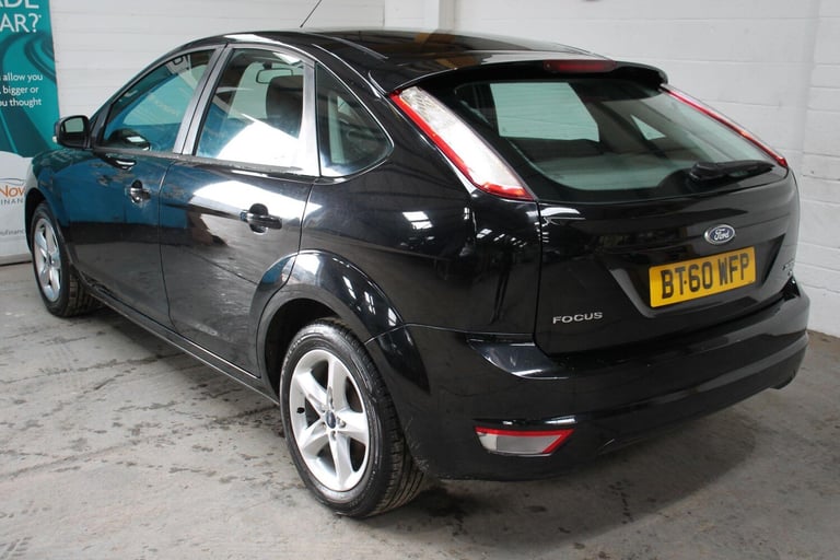 2011 Ford Focus 1.6 Zetec 5dr HATCHBACK PETROL Manual