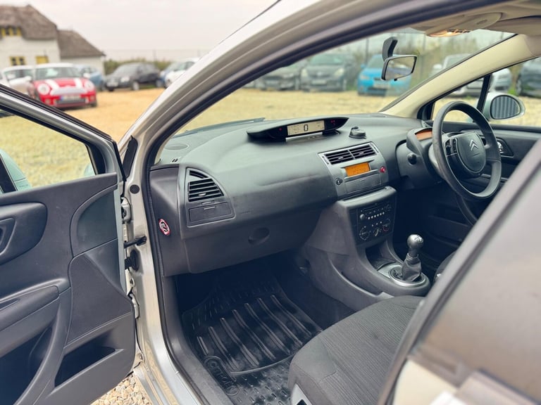 Citroen C4 1.6 HDi Cachet 5dr Diesel Manual - Image 10