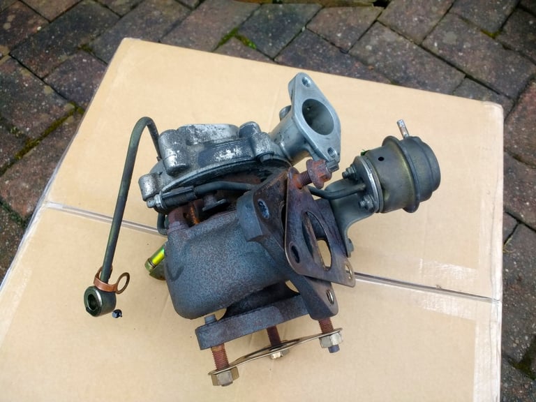NISSAN X TRAIL CYL HEAD + 4 x INJECTORS 2.2 dci TURBO DIESEL PARTS SPARES